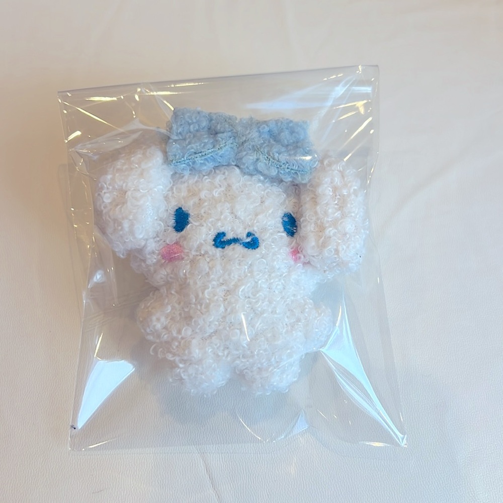 New✨Sanrio Cinnamoroll Plush Flowers Bag Charm  3"